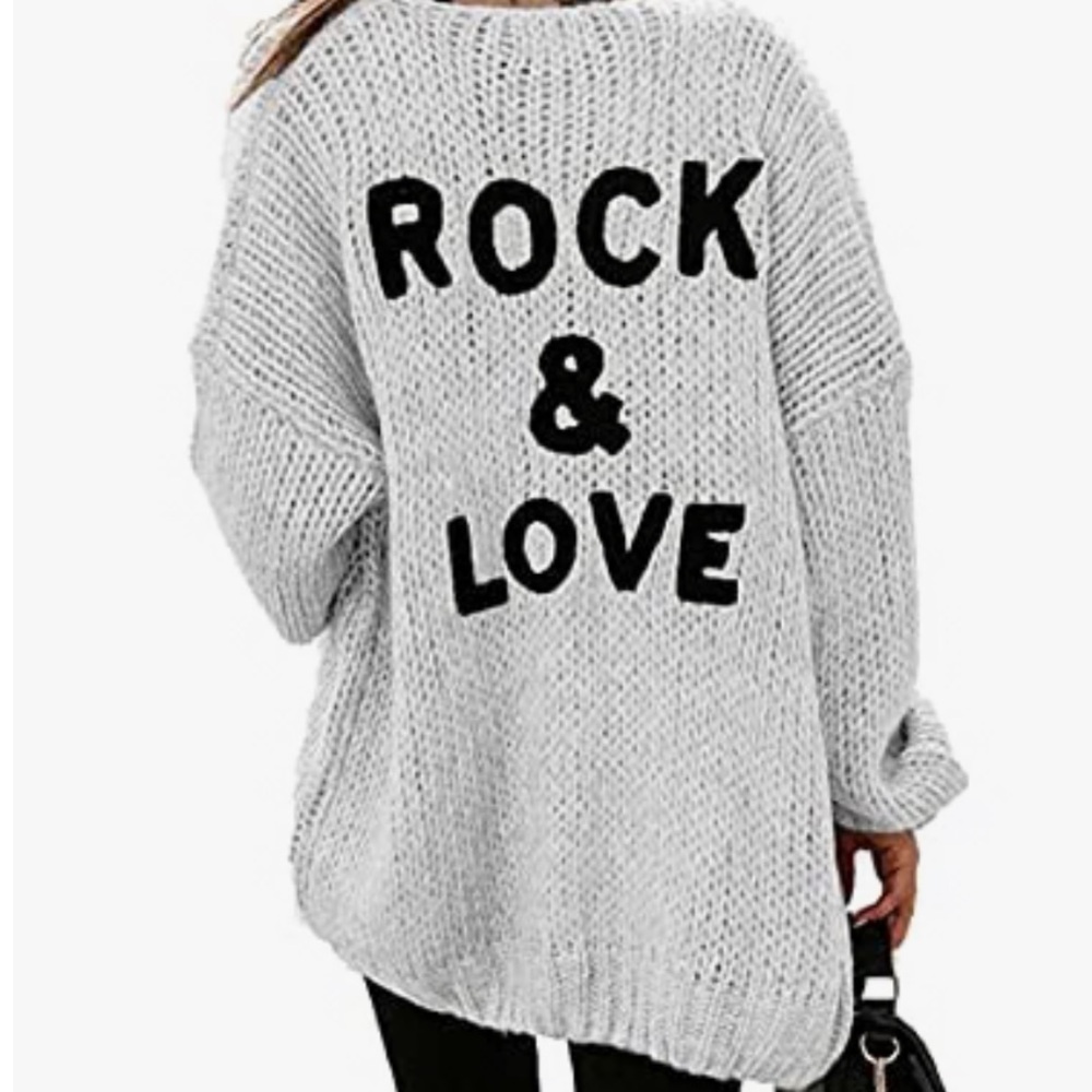NWT🩶 Women's Cozy Knit Cardigan with Rock & Love Design.